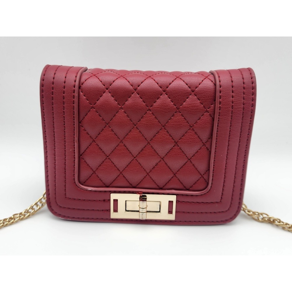 Oliva Miller Collectibles Beautiful Red Leather Crossbody Bag‎